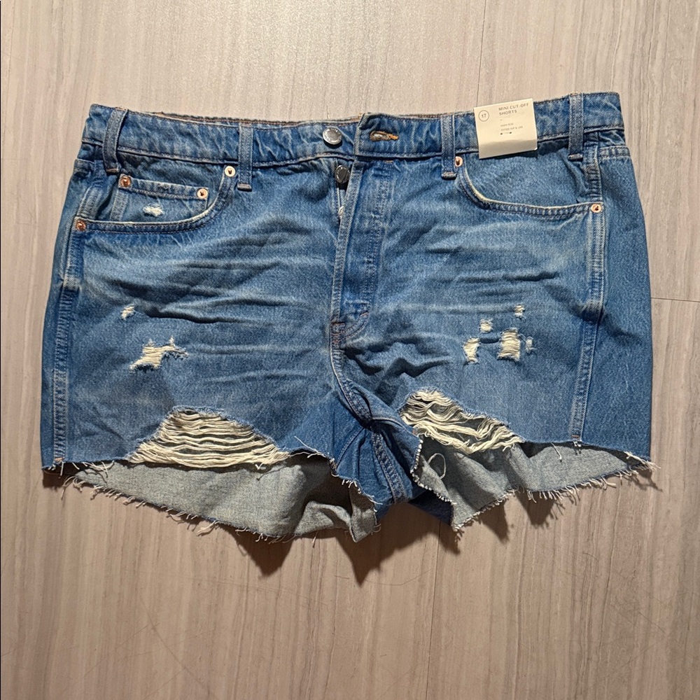 Universal Thread Distressed Blue Jean Shorts